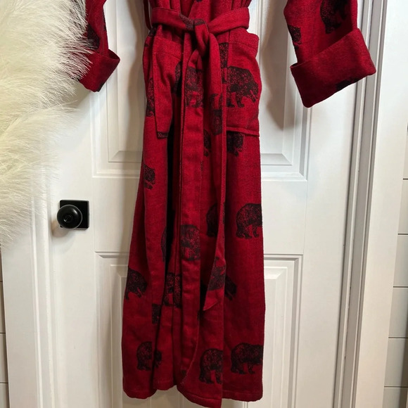 Flyshacker Vintage Men’s Clothing Company Red Black Bear Tie Robe. Size Large. - Picture 5 of 13